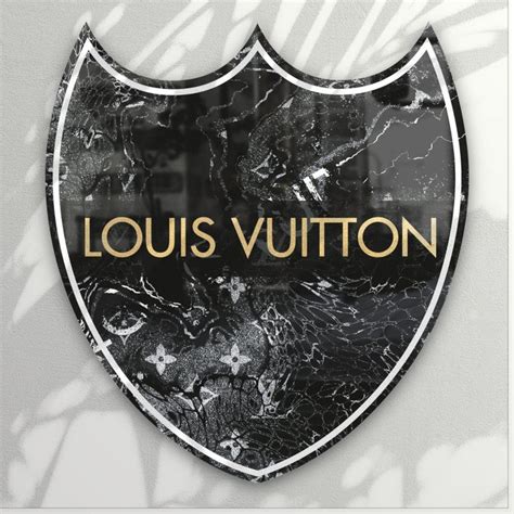 louis vuitton shield.